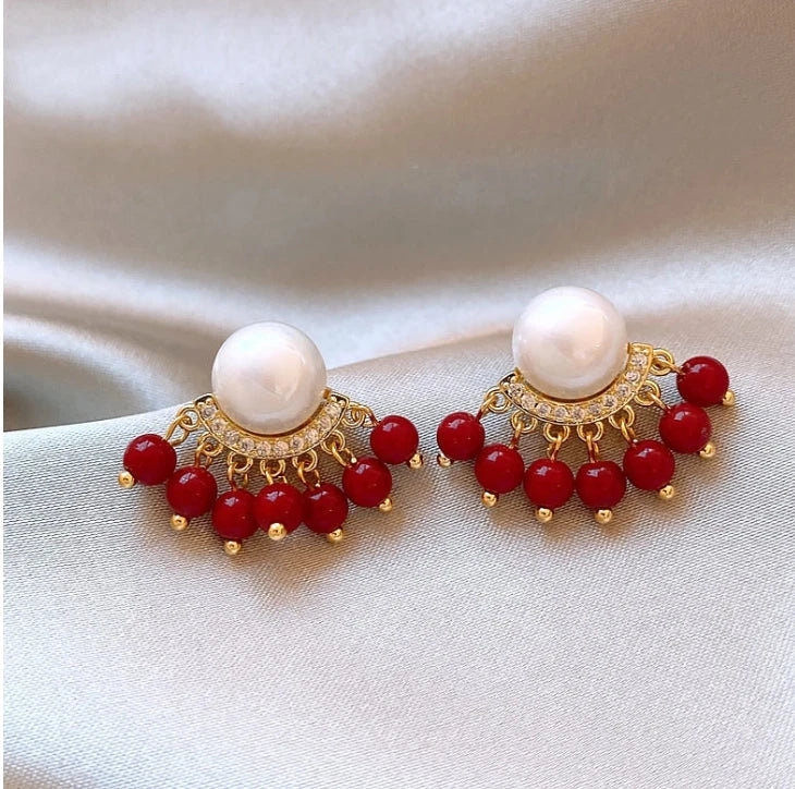 Lilly | Retro U-shaped Geometric Earrings made of Brown Resin for Women